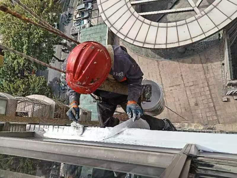 外墙渗水到内墙