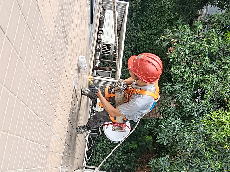 外墙高空防水作业